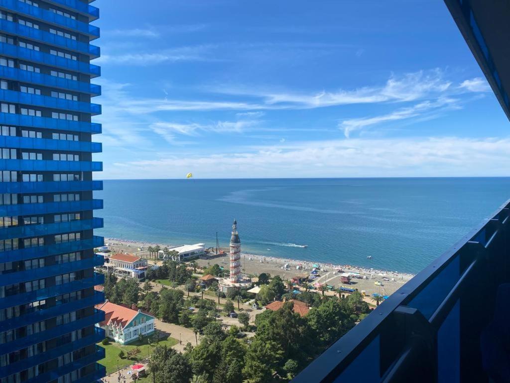 Апартаменты С Видом На Море Twin Towers Batumi, Orbi City Kültér fotó